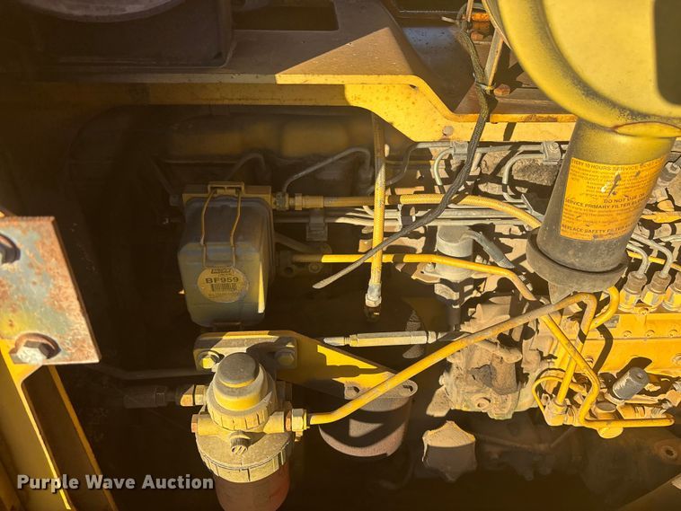 image for item DK0213 1996 John Deere 850 C dozer