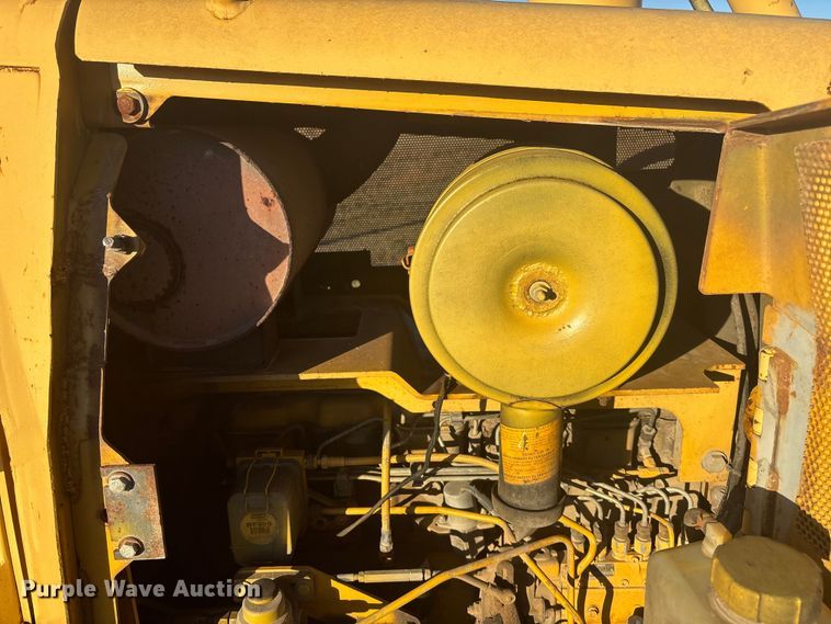 image for item DK0213 1996 John Deere 850 C dozer