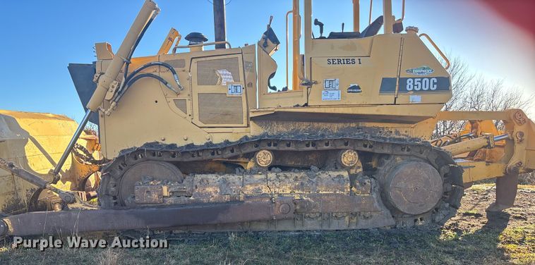 image for item DK0213 1996 John Deere 850 C dozer