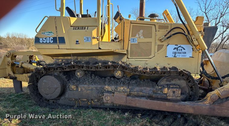 image for item DK0213 1996 John Deere 850 C dozer