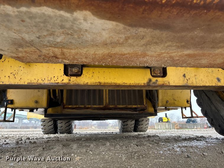 image for item DK0222 1998 Hyster RS46-35CH reach stacker