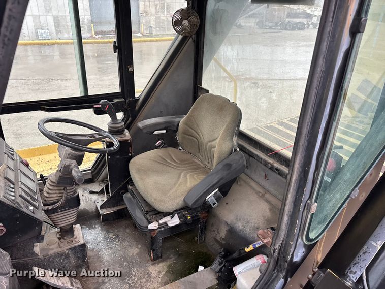 image for item DK0222 1998 Hyster RS46-35CH reach stacker