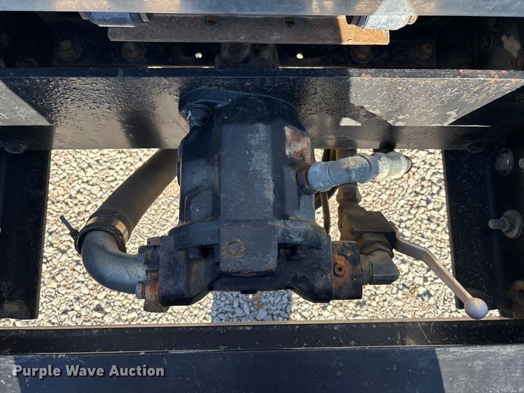 image for item DK0224 2005 International 7400 dump truck