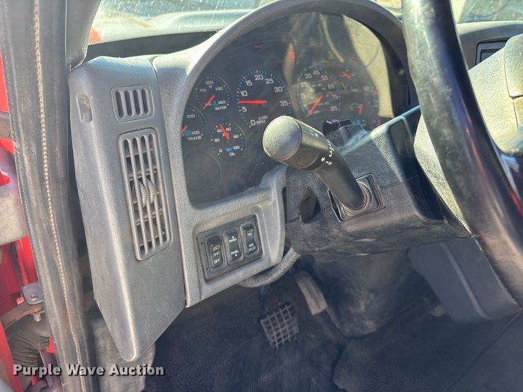 image for item DK0224 2005 International 7400 dump truck