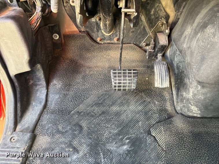 image for item DK0224 2005 International 7400 dump truck