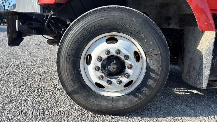 image for item DK0224 2005 International 7400 dump truck