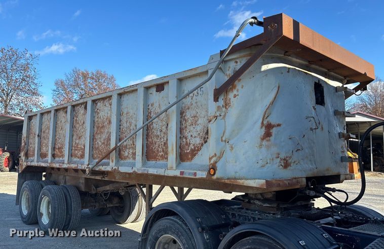 image for item DK0225 1998 Hibuilt end dump trailer