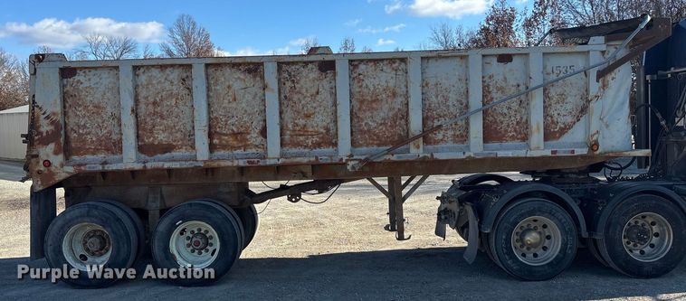 image for item DK0225 1998 Hibuilt end dump trailer