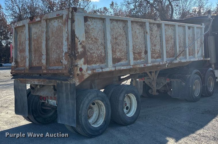 image for item DK0225 1998 Hibuilt end dump trailer