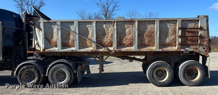 image for item DK0225 1998 Hibuilt end dump trailer