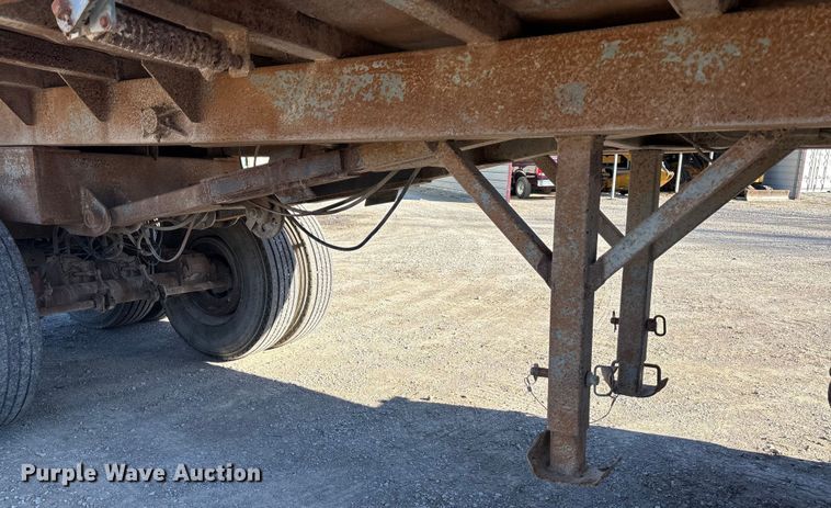 image for item DK0225 1998 Hibuilt end dump trailer