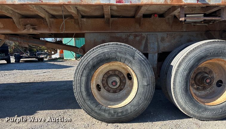 image for item DK0225 1998 Hibuilt end dump trailer