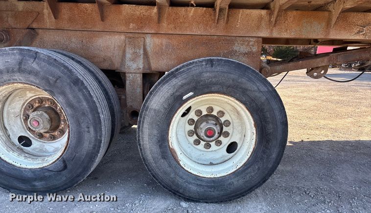 image for item DK0225 1998 Hibuilt end dump trailer