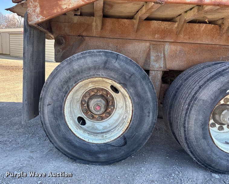 image for item DK0225 1998 Hibuilt end dump trailer