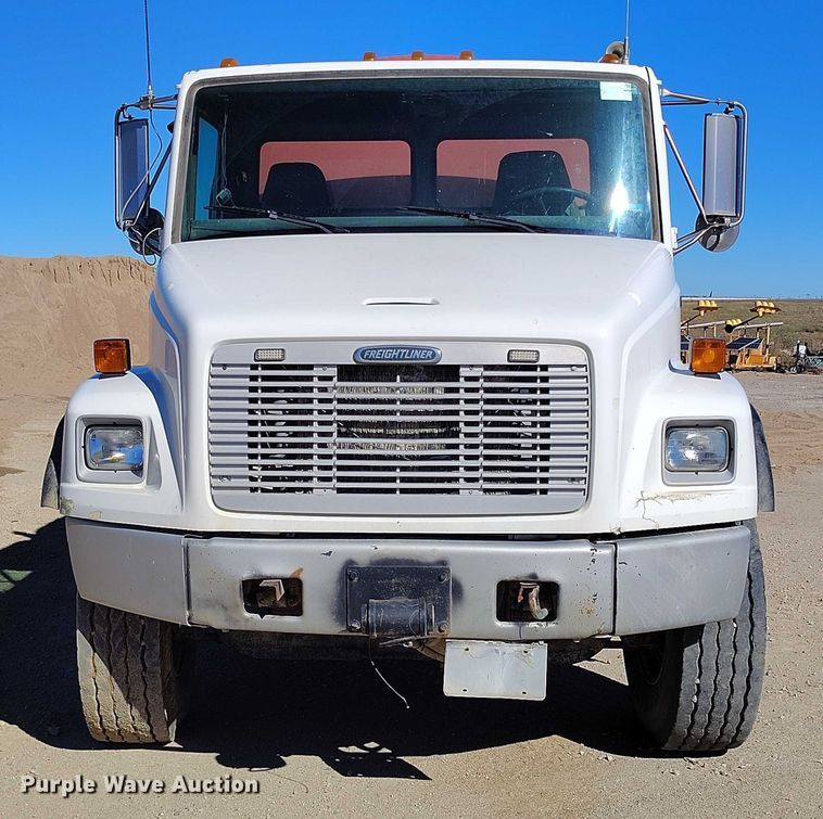 image for item DP5087 1998 Freightliner FL80 water truck