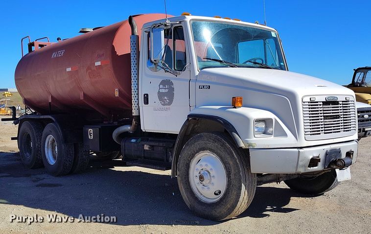 image for item DP5087 1998 Freightliner FL80 water truck