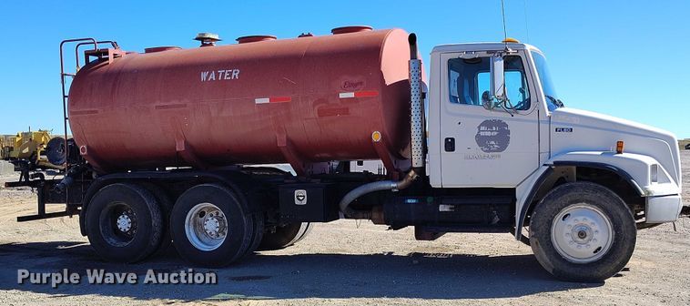 image for item DP5087 1998 Freightliner FL80 water truck