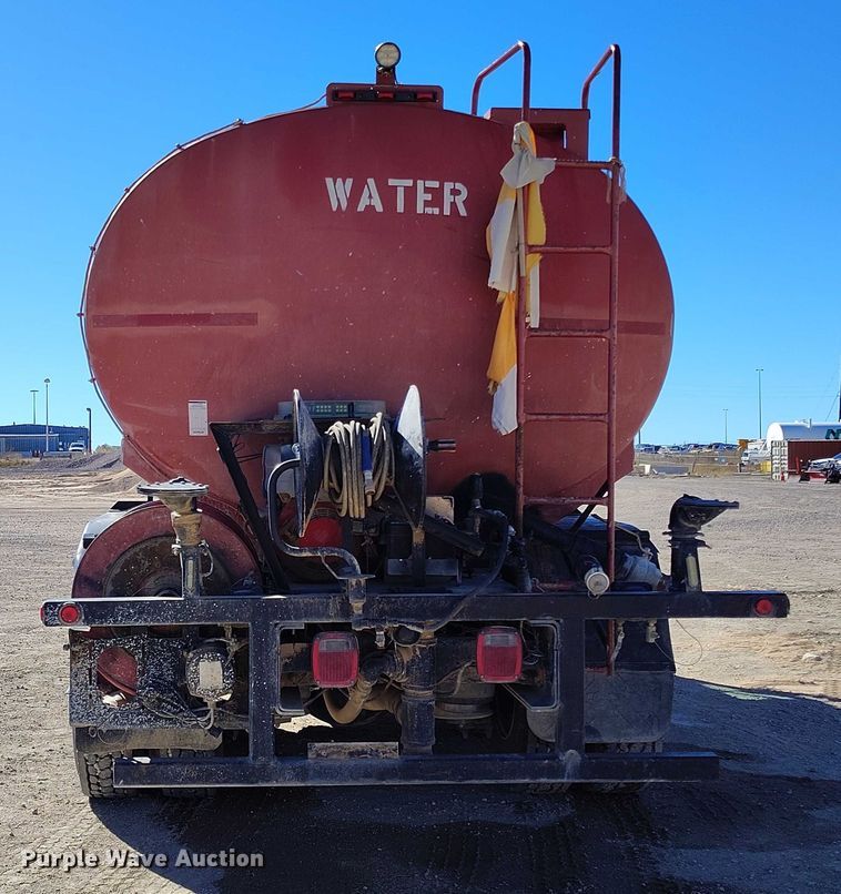 image for item DP5087 1998 Freightliner FL80 water truck