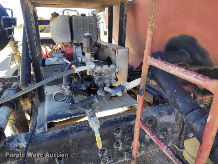 image for item DP5087 1998 Freightliner FL80 water truck