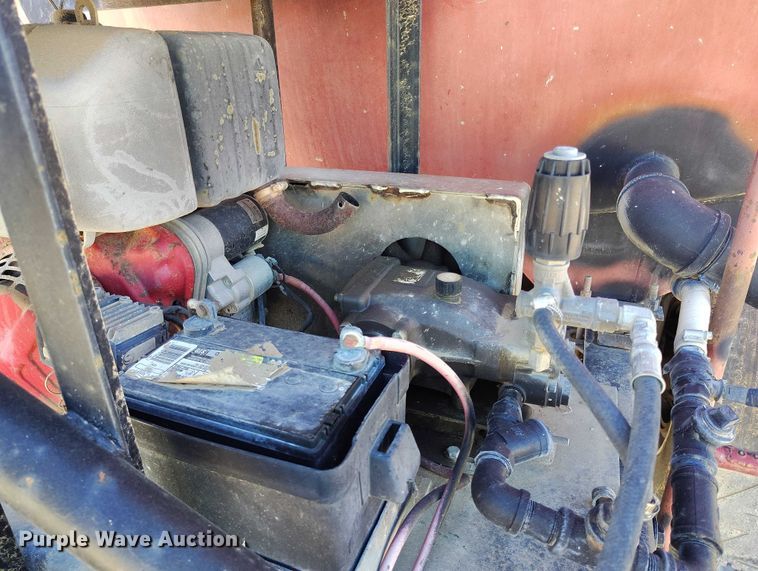 image for item DP5087 1998 Freightliner FL80 water truck