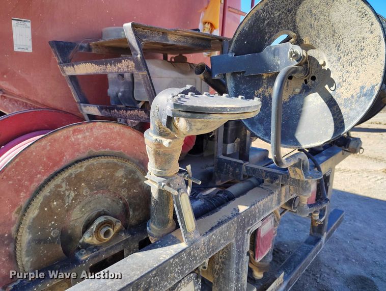 image for item DP5087 1998 Freightliner FL80 water truck