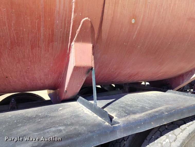 image for item DP5087 1998 Freightliner FL80 water truck