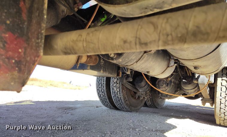 image for item DP5087 1998 Freightliner FL80 water truck