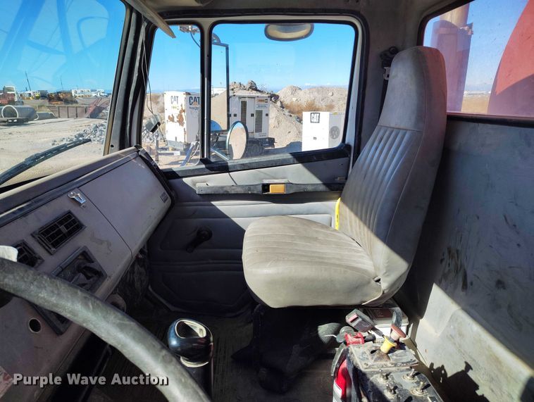 image for item DP5087 1998 Freightliner FL80 water truck