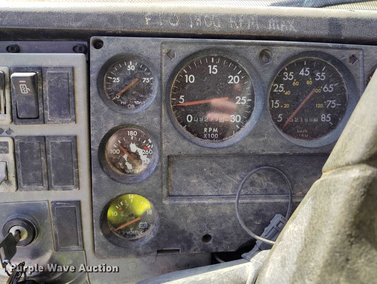 image for item DP5087 1998 Freightliner FL80 water truck