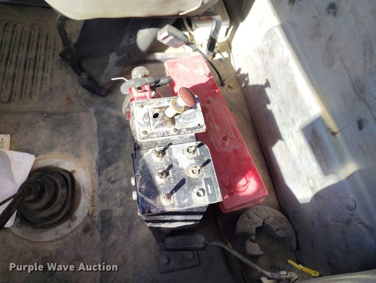 image for item DP5087 1998 Freightliner FL80 water truck