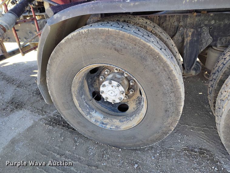 image for item DP5087 1998 Freightliner FL80 water truck