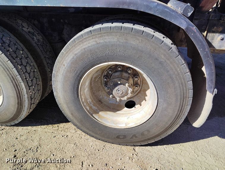 image for item DP5087 1998 Freightliner FL80 water truck