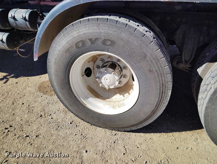 image for item DP5087 1998 Freightliner FL80 water truck