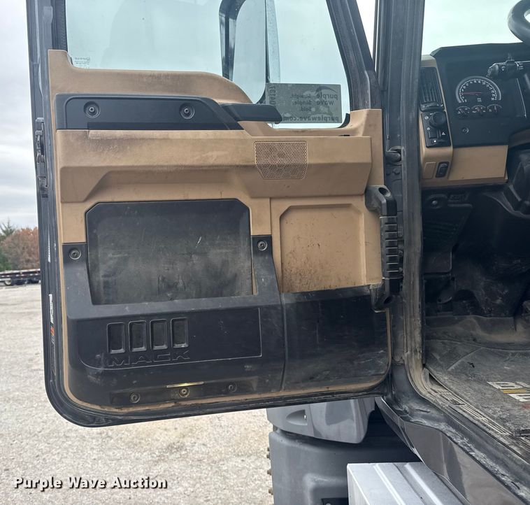 image for item DQ4137 2023 Mack Granite dump truck