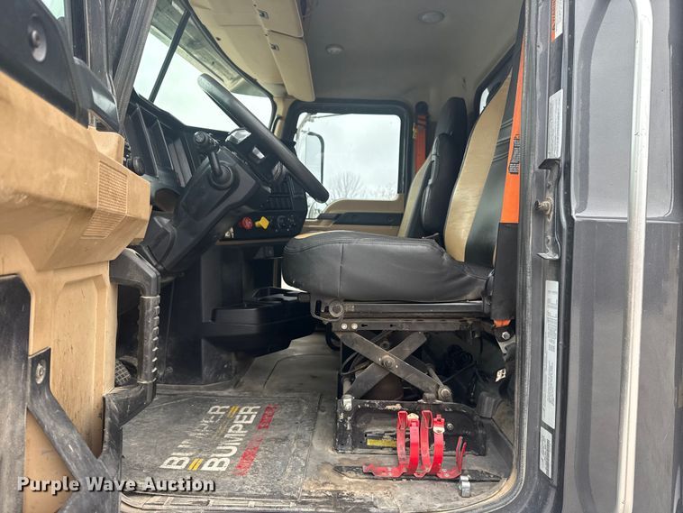 image for item DQ4137 2023 Mack Granite dump truck