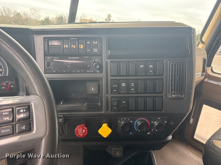 image for item DQ4137 2023 Mack Granite dump truck