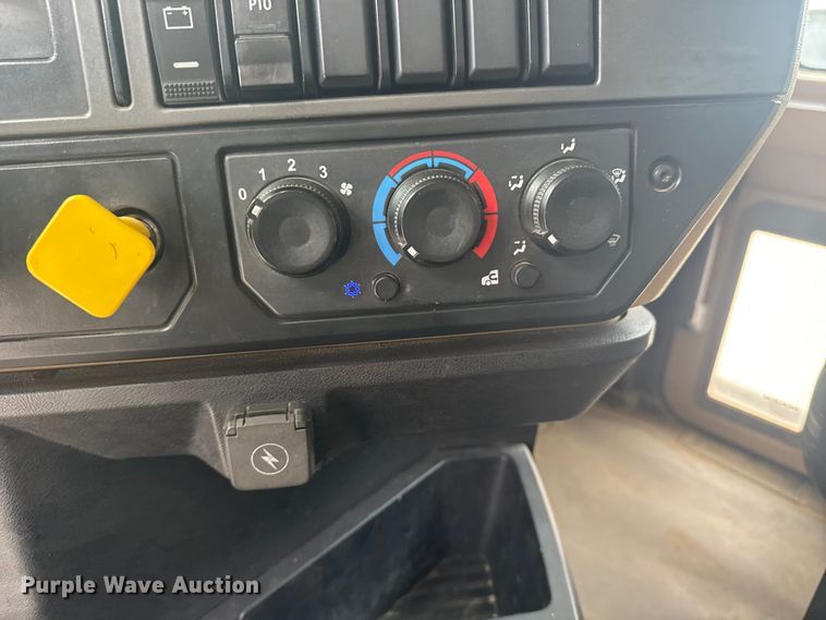 image for item DQ4137 2023 Mack Granite dump truck