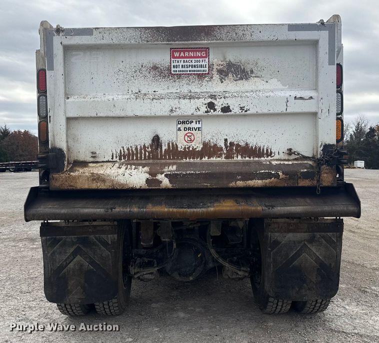 image for item DQ4138 2019 Mack Granite dump truck