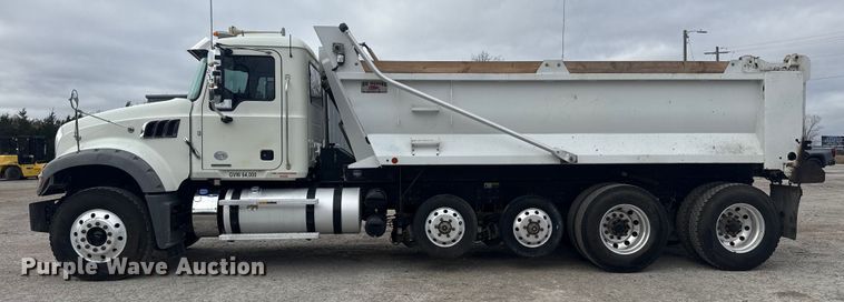 image for item DQ4138 2019 Mack Granite dump truck