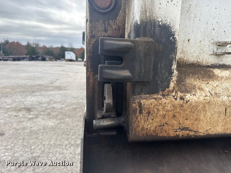 image for item DQ4138 2019 Mack Granite dump truck