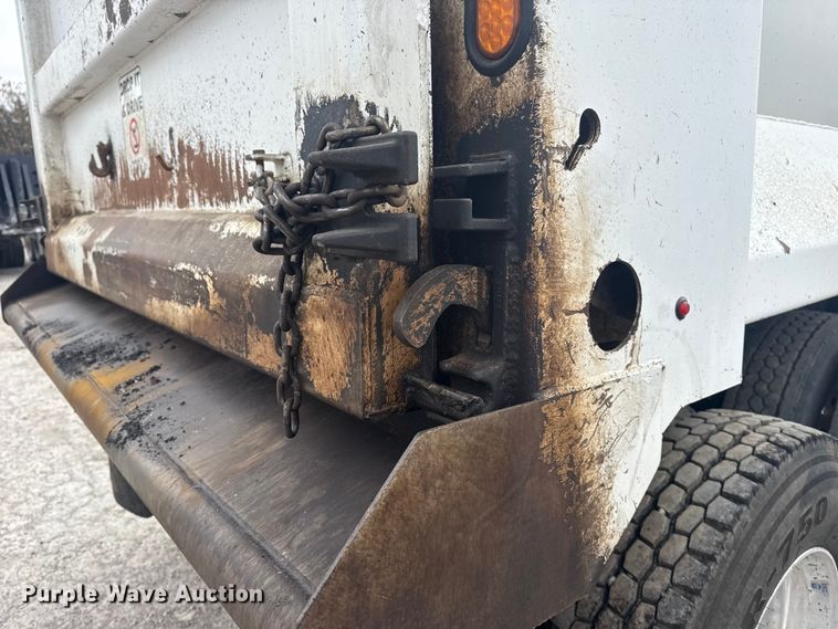 image for item DQ4138 2019 Mack Granite dump truck