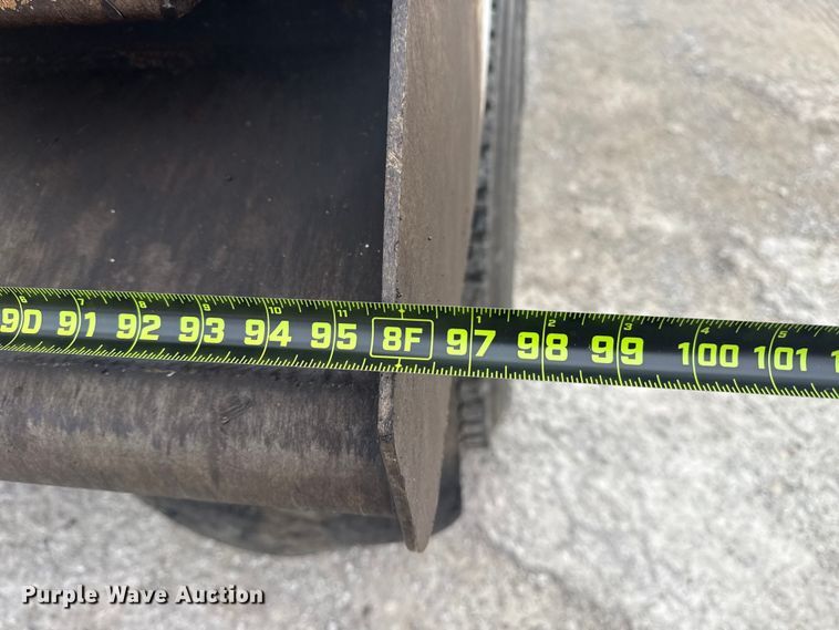 image for item DQ4138 2019 Mack Granite dump truck