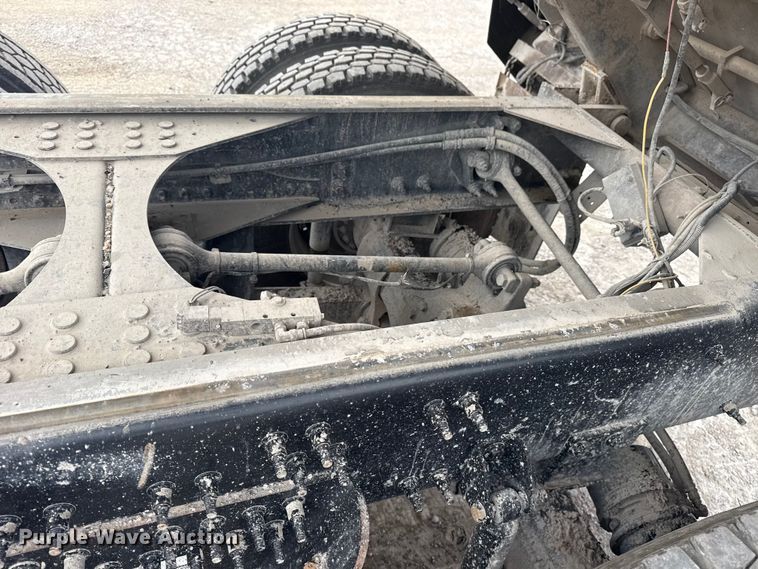 image for item DQ4138 2019 Mack Granite dump truck