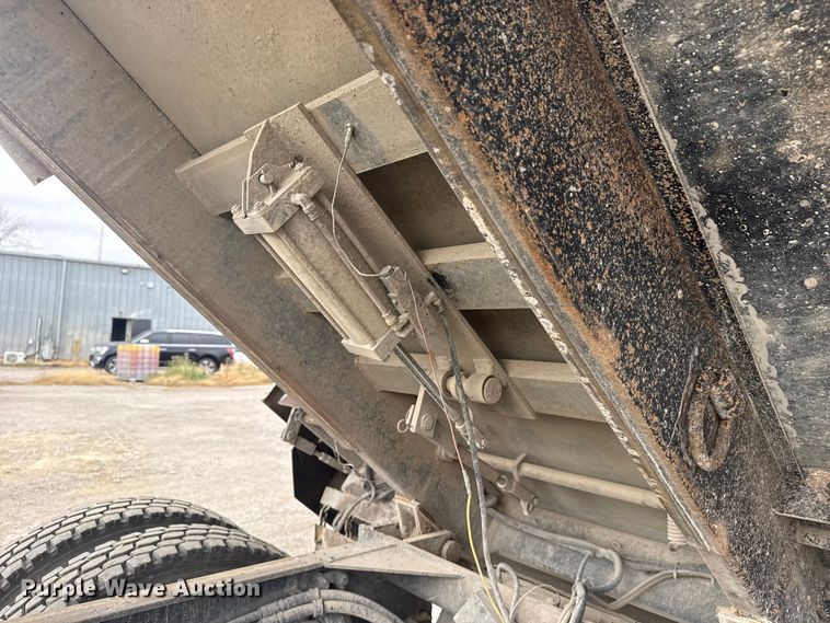 image for item DQ4138 2019 Mack Granite dump truck