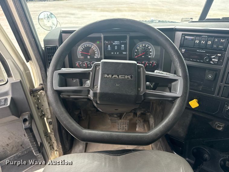 image for item DQ4138 2019 Mack Granite dump truck