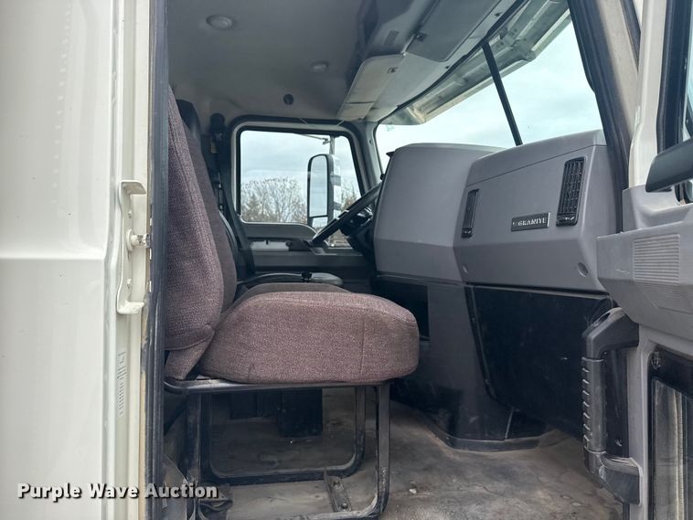 image for item DQ4138 2019 Mack Granite dump truck