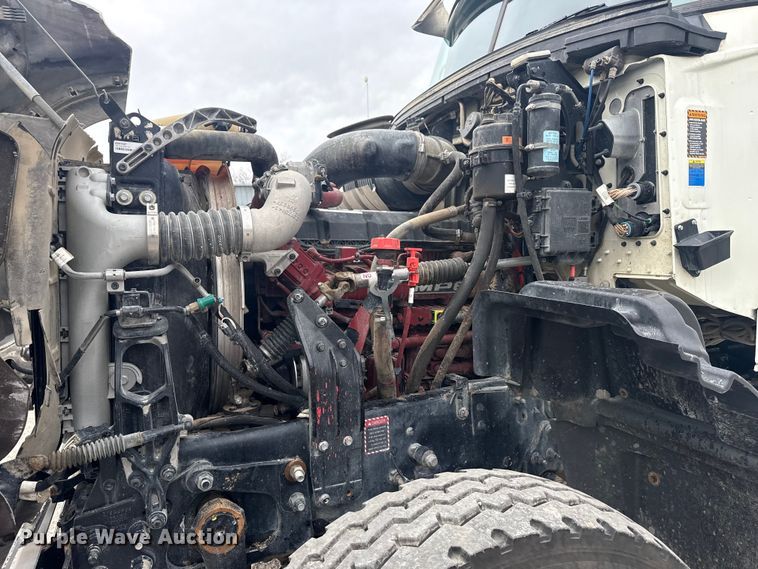 image for item DQ4138 2019 Mack Granite dump truck