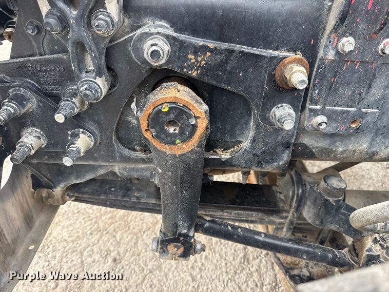 image for item DQ4138 2019 Mack Granite dump truck