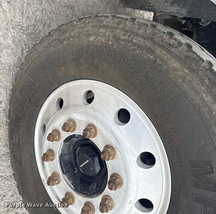 image for item DQ4138 2019 Mack Granite dump truck