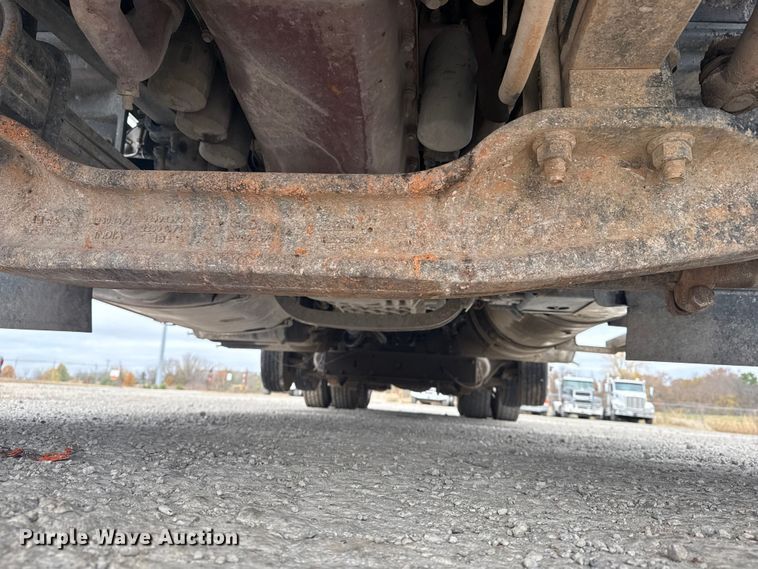 image for item DQ4138 2019 Mack Granite dump truck